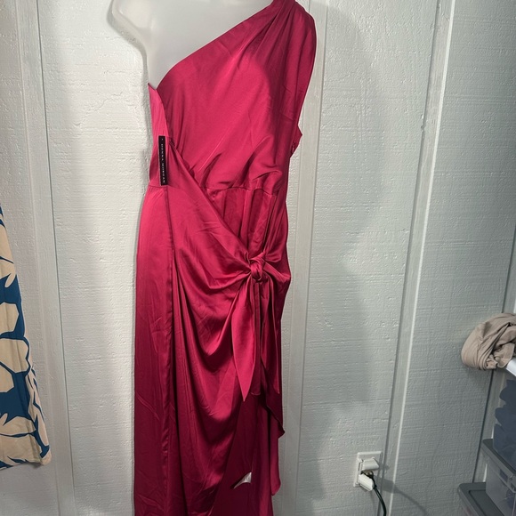 Donna Morgan Women's Pink One-Shoulder Midi Dress Size 10 NWT - Picture 2 of 11